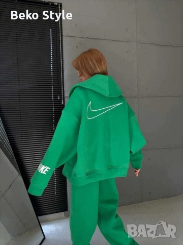 Ватиран дамски екип Nike в 3 цвята, снимка 4 - Спортни екипи - 52218623