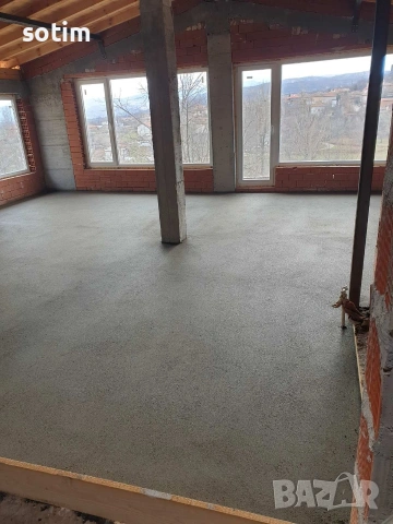 Полагане на подова замазка с машина, снимка 6 - Ремонти на къщи - 53162185