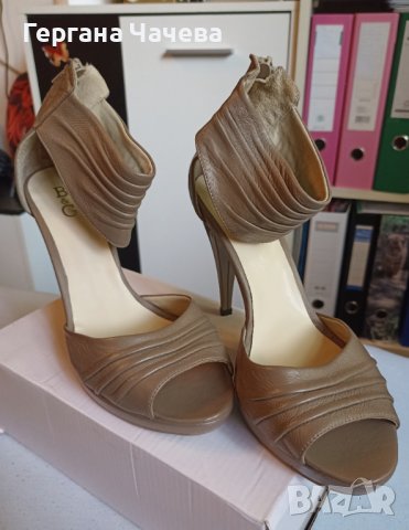 Дамски обувки на ток 39 номер 