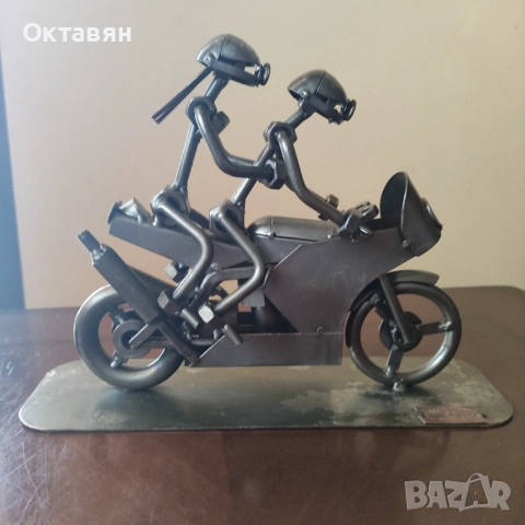 Метална скулптура, колекционерска