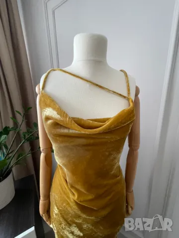 Zara Елегантна рокля от кадифе, охра, размер L, снимка 8 - Рокли - 50075021