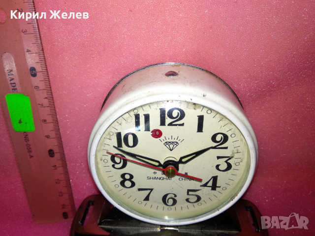 CHANGHAI CHINA Стар КОЛЕКЦИОНЕРСКИ МЕХАНИЧЕН ВИНТИДЖ МОДЕЛ БУДИЛНИК 20801, снимка 7 - Антикварни и старинни предмети - 44533888