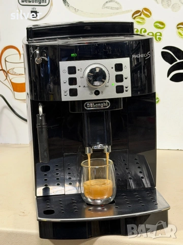 Кафемашина кафе автомат delonghi magnifica S с гаранция, снимка 3 - Кафемашини - 53265739