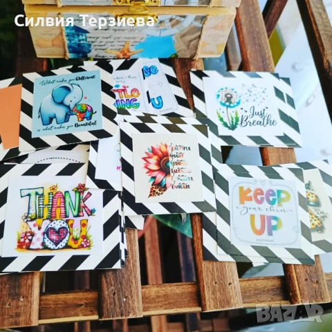 Ръчно изработена дървена кутия "Бисери в куфари" с колекция 21 вдъхновяващи карти , снимка 8 - Декорация за дома - 50609109