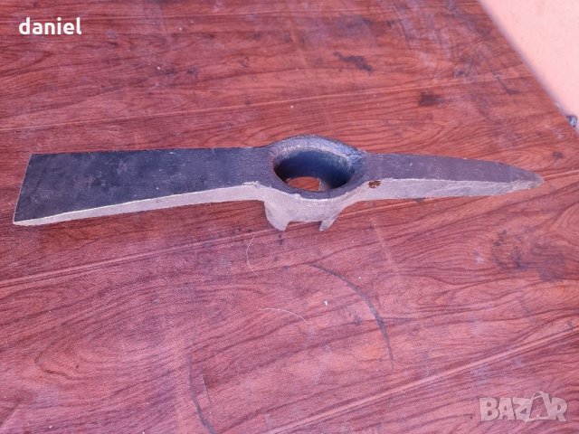 Швейцарска военна кирка, снимка 5 - Оборудване и аксесоари за оръжия - 34539970