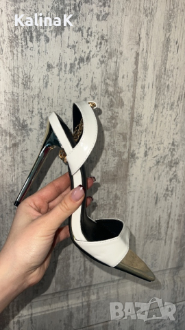 Бели сандали на висок ток, снимка 5 - Дамски обувки на ток - 44818579