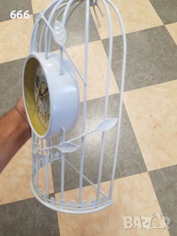 часовник, снимка 5 - Стенни часовници - 42005554