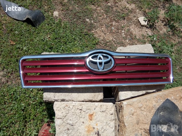 Предна решетка тойота авенсис Т25 2003-2006 toyota avensis