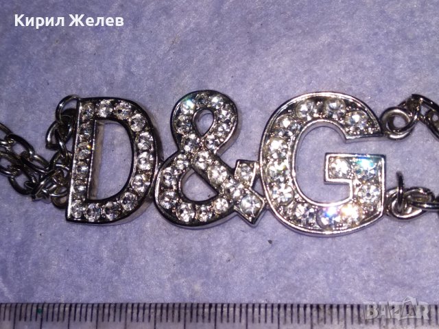 D&G ЕФЕКТНО ФЕШЪН АРТ КОЛИЕ - БЛАГОРОДНА СТОМАНА с БЯЛА ПОЗЛАТА и БЛЕСТЯЩИ ФАСЕТИРАНИ КРИСТАЛИ 70891, снимка 10 - Колиета, медальони, синджири - 41681666