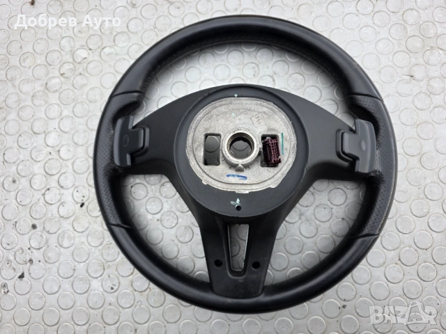 Волан за Mercedes W218 без Airbag, снимка 6 - Части - 53574880