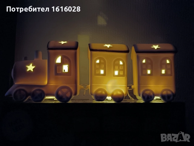 Керамичен Коледен светещ влак., снимка 4 - Декорация за дома - 52346515
