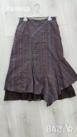 Ефектна кафява пола, размер S, снимка 2 - Поли - 44449996