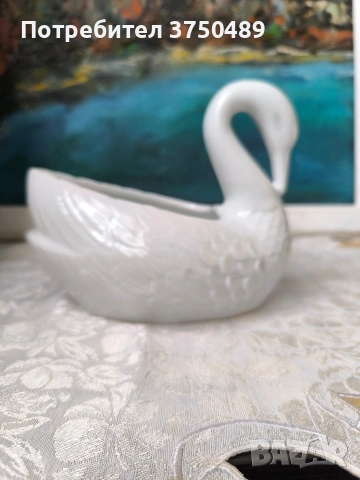 Фигурка на лебед -кашпа, снимка 2 - Декорация за дома - 53435062