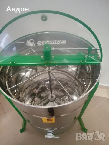Радиална центрофуга за 12 LR + 4 DB, снимка 2 - За пчели - 56302109