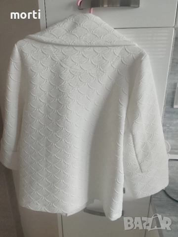 дрехи Lucy- размер М/Л, снимка 4 - Други - 52005853