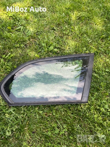 Стъкло багажник странично оригинално БМВ Е91 BMW, снимка 2 - Части - 50607399