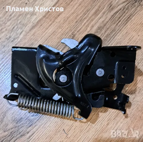 Заключващ механизъм за преден капак BMW F20, *;F30, *, снимка 2 - Части - 47699118