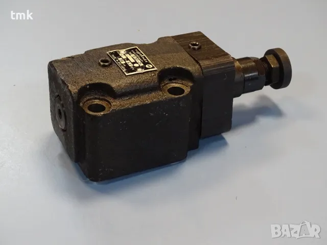 Хидравличен преливно-предпазен клапан тип ПГ52-24 6.3МПА, снимка 3 - Резервни части за машини - 47464148