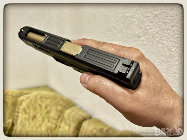 Double Bell Glock 34 776Z - Airsoft Пистолет като на John Wick!, снимка 4 - Въздушно оръжие - 50771596