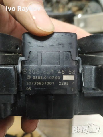 Централен панел копчета Mercedes-Benz W203 , 2038214658 , снимка 6 - Части - 53457350