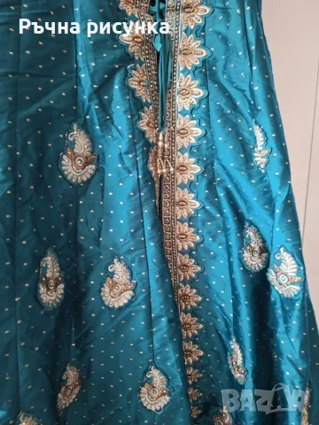 Традиционен индийски тоалет, вдъхновен от стила Anarkali(Анаркали) илиIndo-Westernрокля, снимка 2 - Сватбени рокли - 56151774