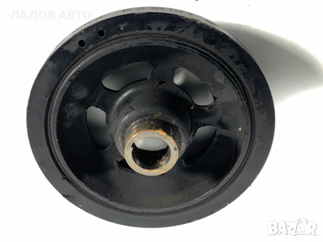 Демпферна шайба ремъчна шайба колянов вал Mercedes w203 2.2 cdi А6110301703, снимка 2 - Части - 53690466