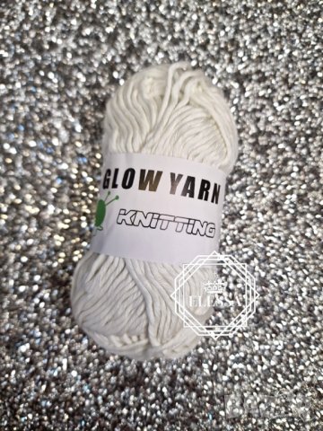 	Удивително Светещо Влакно / Прежда за Коса - GLOW Yarn Hair Braids! КОД : glow4 💗 👑 💋, снимка 6 - Аксесоари за коса - 41715077
