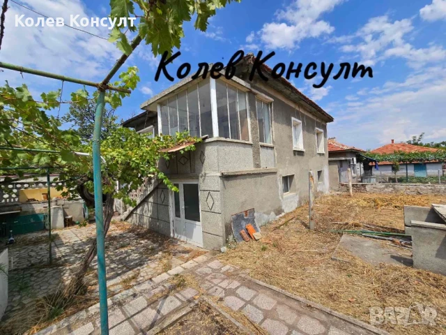 Продавам двуетажна къща в село Горски Извор , снимка 4 - Къщи - 51411221