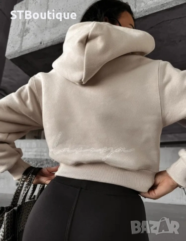 🩶 Дамски оверсайз бежов суичър с принт  – STBoutique 🩶, снимка 2 - Суичъри - 52281302