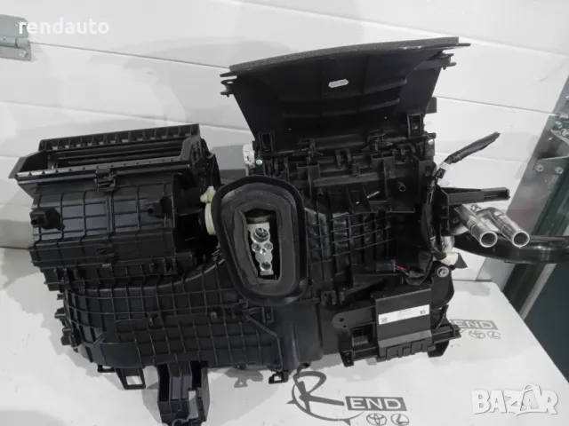 87050-k0060 87010-k0090 Конзола климатик Toyota Yaris P21 1.5 m15a 2020-2024, снимка 2 - Части - 49168409