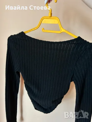 Черна дамска блуза, снимка 2 - Блузи с дълъг ръкав и пуловери - 48821892