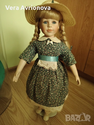 Порцеланова кукла на Алберон 53 см. 