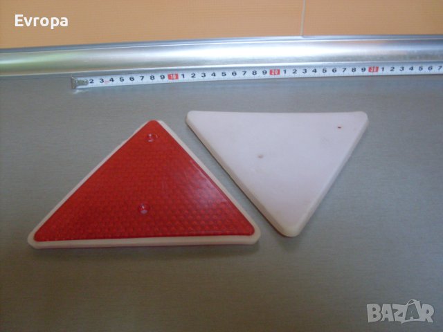 Светлоотразителен триъгълник- 2бр., снимка 3 - Аксесоари и консумативи - 41779328