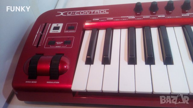 Behringer U-Control UMX490 USB MIDI Controller, снимка 3 - Синтезатори - 38844878