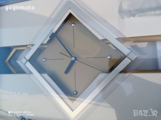 Часовник ЛУКС, нов стенен с махало, рядък модел , снимка 3 - Стенни часовници - 40161978