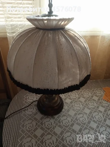 нощна лампа с абажур от плат