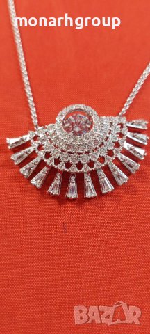 Колие Swarovski Sparkling Dance Среден, бял, с родиево покритие, снимка 2 - Други - 38927930