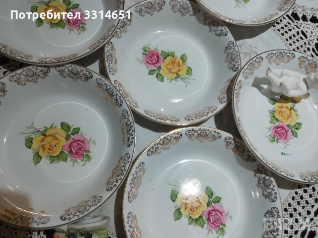 Комплект английски чинии 22 к  Gold , снимка 7 - Сервизи - 52996402