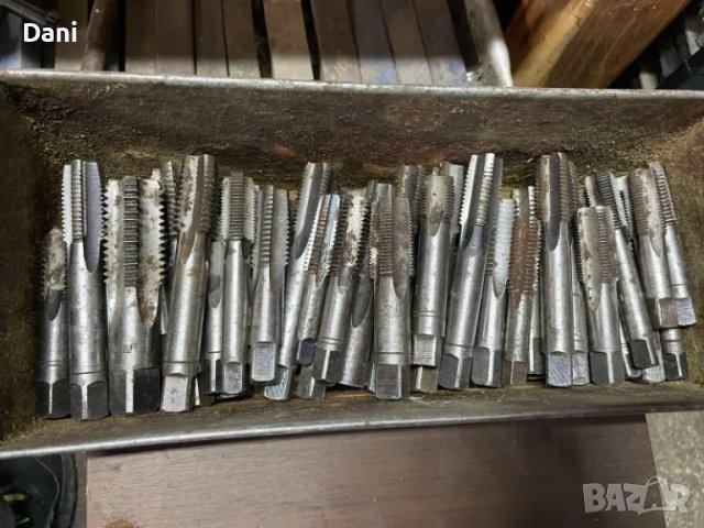 Стругарски нож и метчик