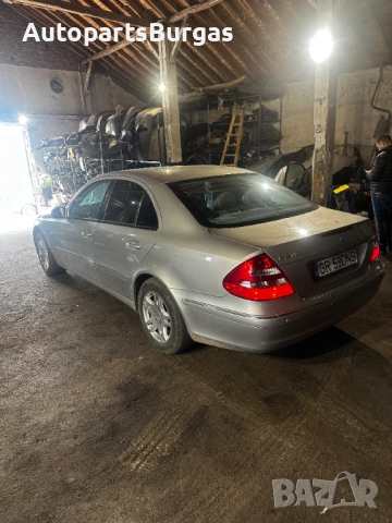 На части! Мерцедес/Mercedes w211 E270 2003, снимка 4 - Автомобили и джипове - 52597685