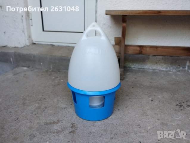 Поилка / Хранилка за птици и гълъби от 8 лт