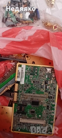 Злато,скрап,935гр,винтидж телефони,рам , снимка 10 - Друга електроника - 53497306