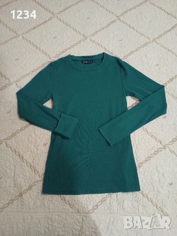 три броя блузи , снимка 3 - Блузи с дълъг ръкав и пуловери - 53050323