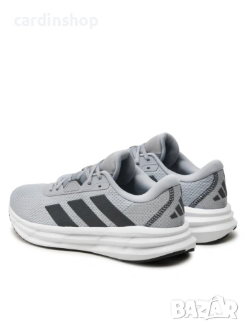 Разпродажба! Adidas оригинални маратонки, снимка 3 - Маратонки - 53123209