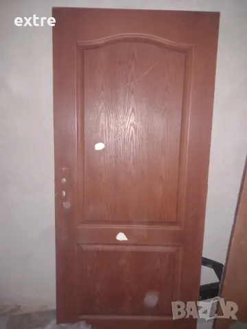 Интериорна врата с голяма каса свалена от апартамент ново строителство, снимка 2 - Интериорни врати - 41451524