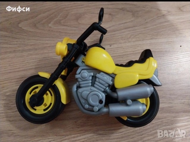 Метални колички Ferrari и други, снимка 7 - Коли, камиони, мотори, писти - 53708509