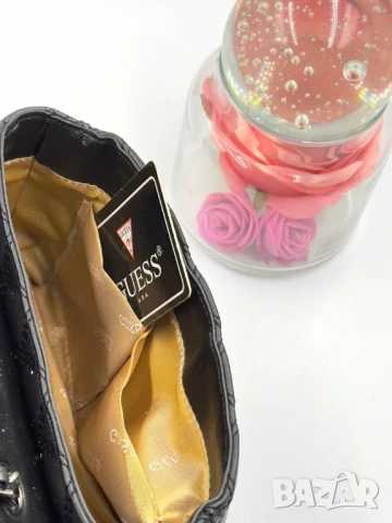 чанти guess , снимка 5 - Чанти - 50675985