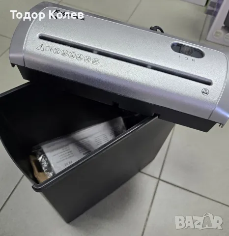 Шредер (унищожител)на документи Fellowes, снимка 2 - Друго - 47926981