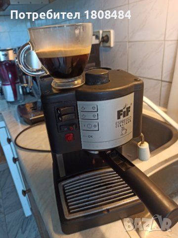 Кафемашина Делонги Фиф с ръкохватка с крема диск, работи перфектно и прави страхотно кафе с каймак , снимка 4 - Кафемашини - 40915869