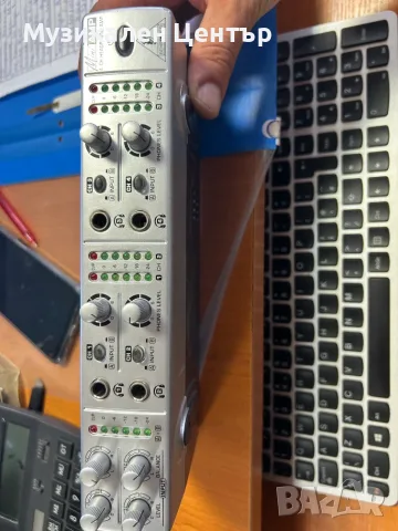 Behringer MINIAMP AMP800 